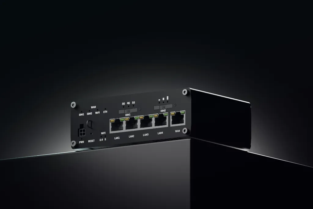 Teltonika RUTM50 Cellular 5G Router 814ec4_827ce8e6d955426f953aded4da422fa1~mv2.webp